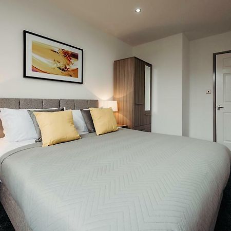 Halifax House, One Bedroom Apartment 216 ภายนอก รูปภาพ